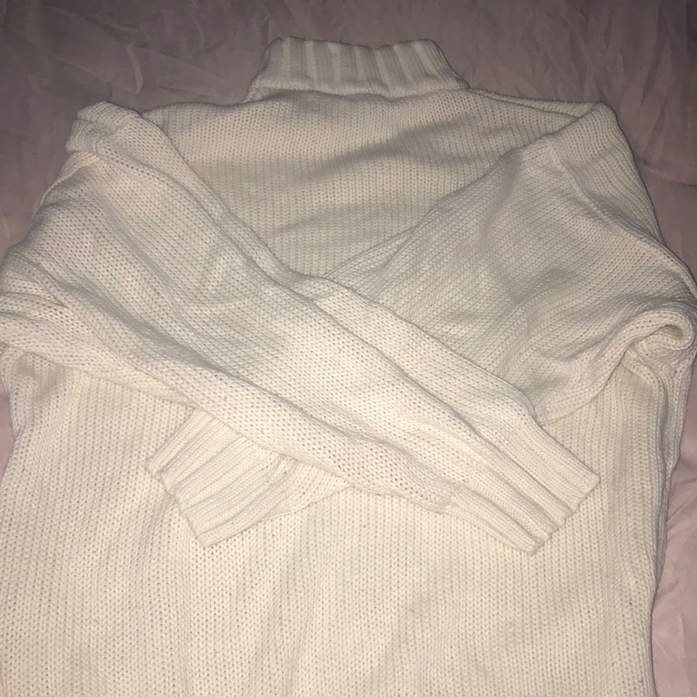Cream mini turtle neck
